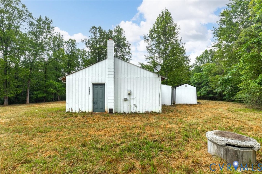 6610 Blenheim Road Powhatan, VA 23139 - Photo 10 of 26 View of outdoor structure