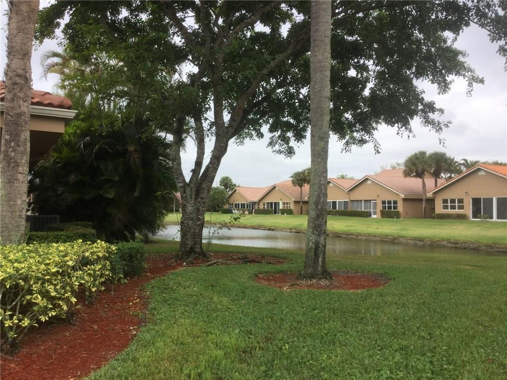 11051 Rios Road, Unit 11051 Boca Raton, FL 33498 - Photo 5 of 32 Photo 5