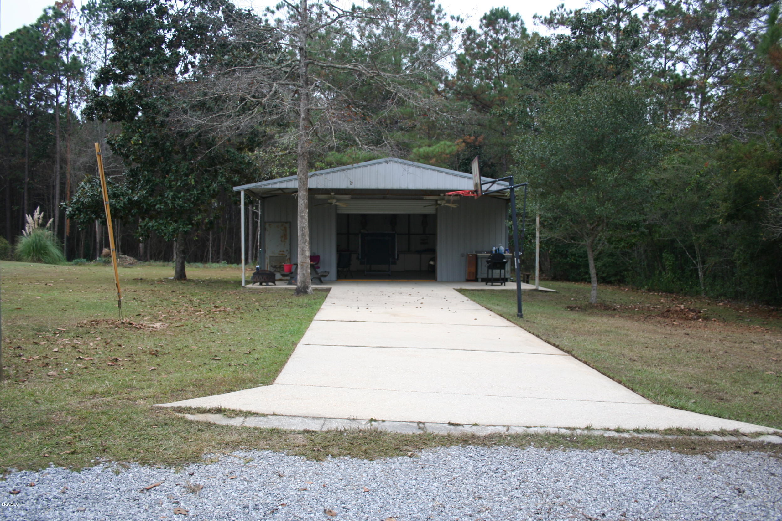 16301 Old River Road Vancleave, MS 39565 - Photo 3 of 29 IMG_2400