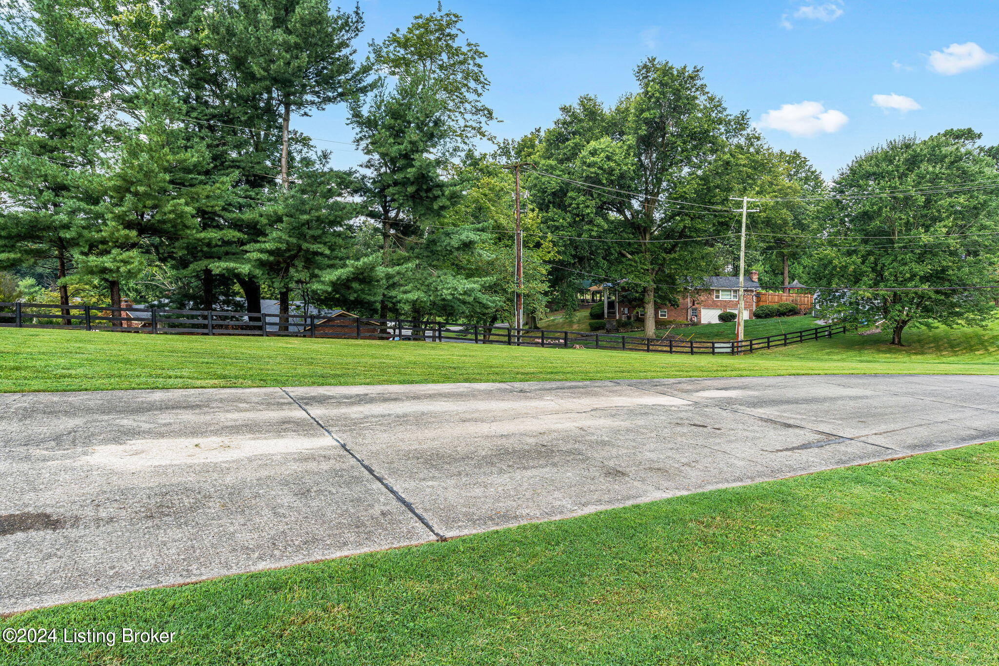 2816 Timber Hill Road Louisville, KY 40214 - Photo 39 of 39 281y Timber Hill Rd (34 of 47)