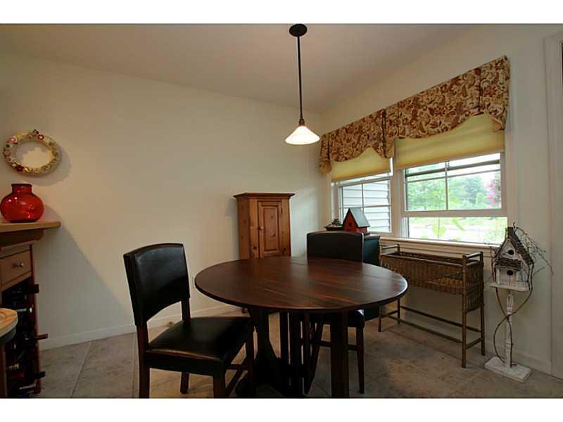 112 Starbird Road, Unit 8 Portland, ME 04102 - Photo 7 of 34 Dining Room.