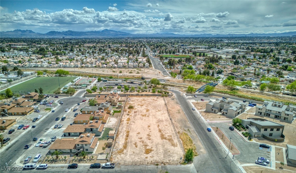 1405 North Sandhill Road, Unit 2 Las Vegas, NV 89110 - Photo 5 of 6