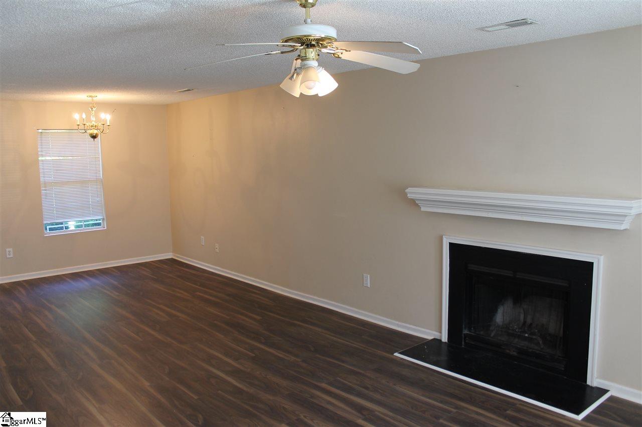 68 Hayfield Lane Greer, SC 29650 - Photo 4 of 9 Gallery Image 4