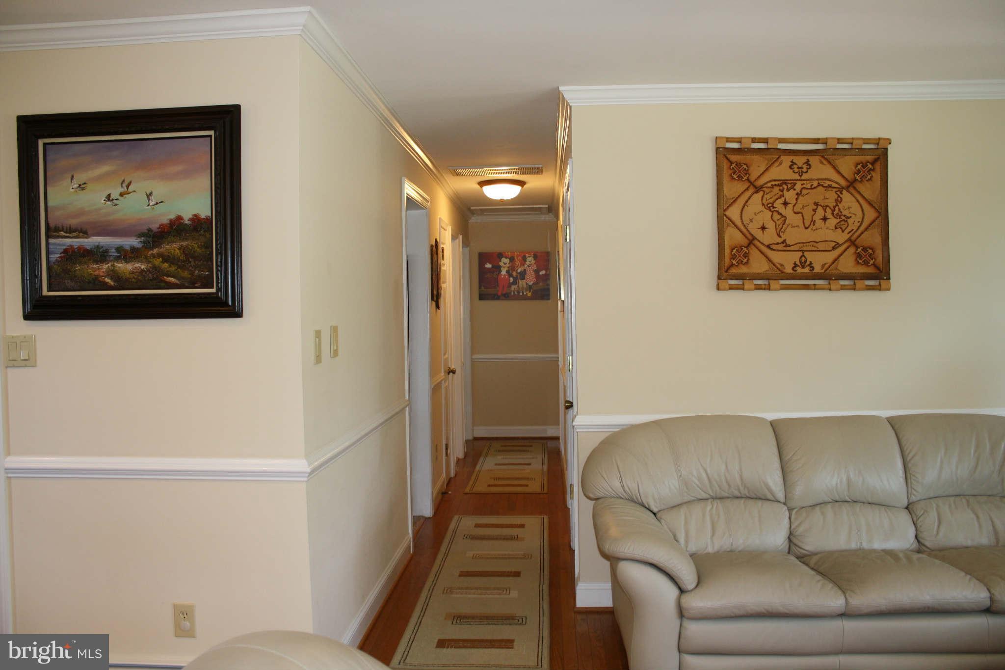 18120 Beallsville Road Poolesville, MD 20837 - Photo 9 of 28 Interior (General)