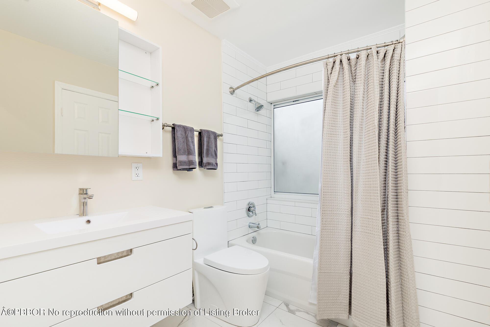 369 Valley Forge Road West Palm Beach, FL 33405 - Photo 16 of 19 a bathroom with a sink a toilet and shower