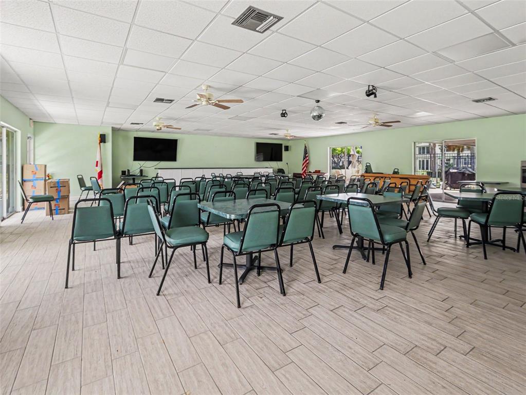 4890 Bay Street Northeast, Unit 324 St. Petersburg, FL 33703 - Photo 25 of 33