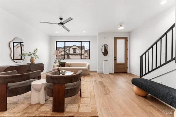 $646,900 | 3357 West Whimbrel Lane, Unit END, Boise, ID 83703