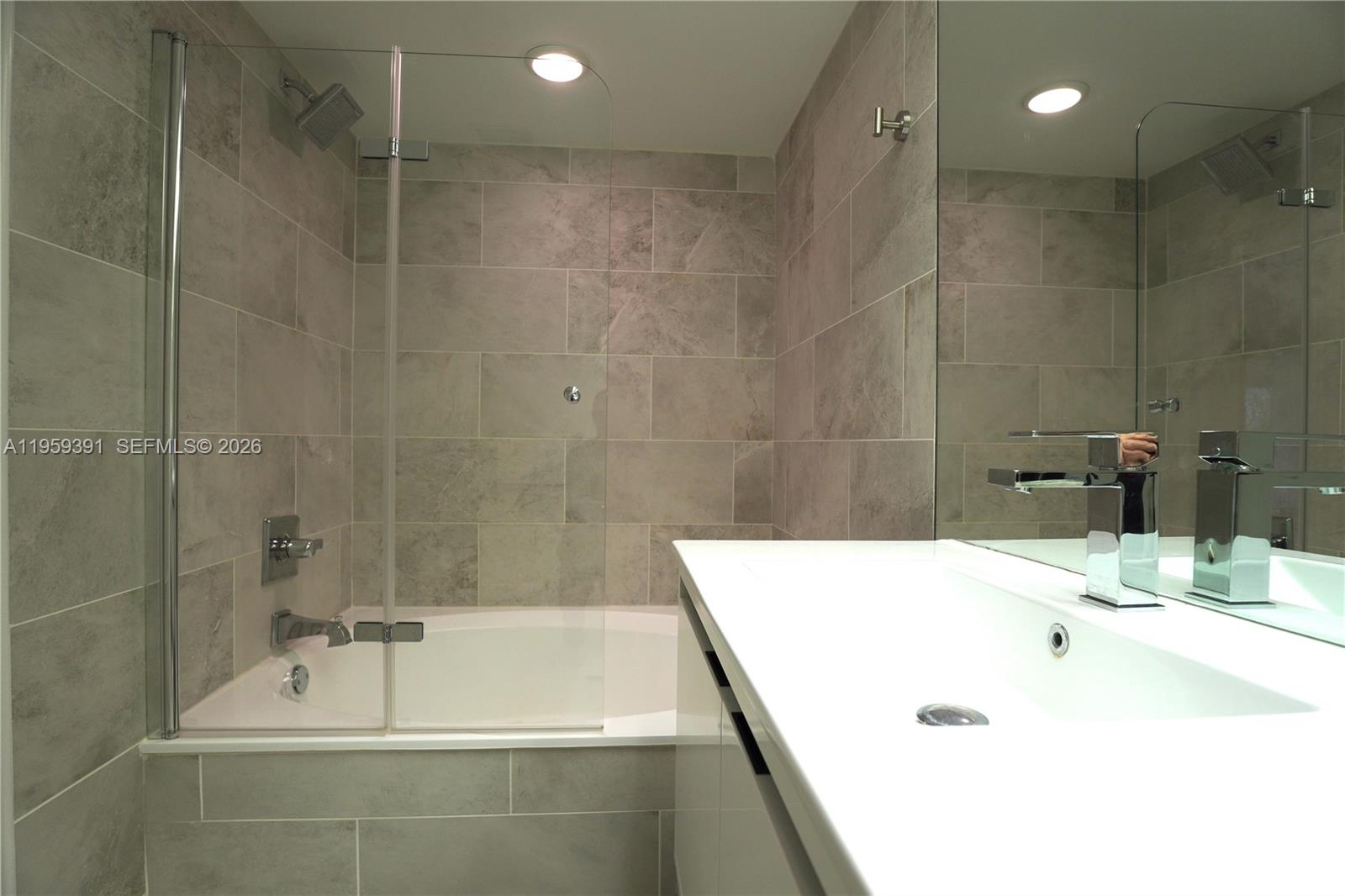 5741 Coach House Circle, Unit H Boca Raton, FL 33486 - Photo 17 of 34