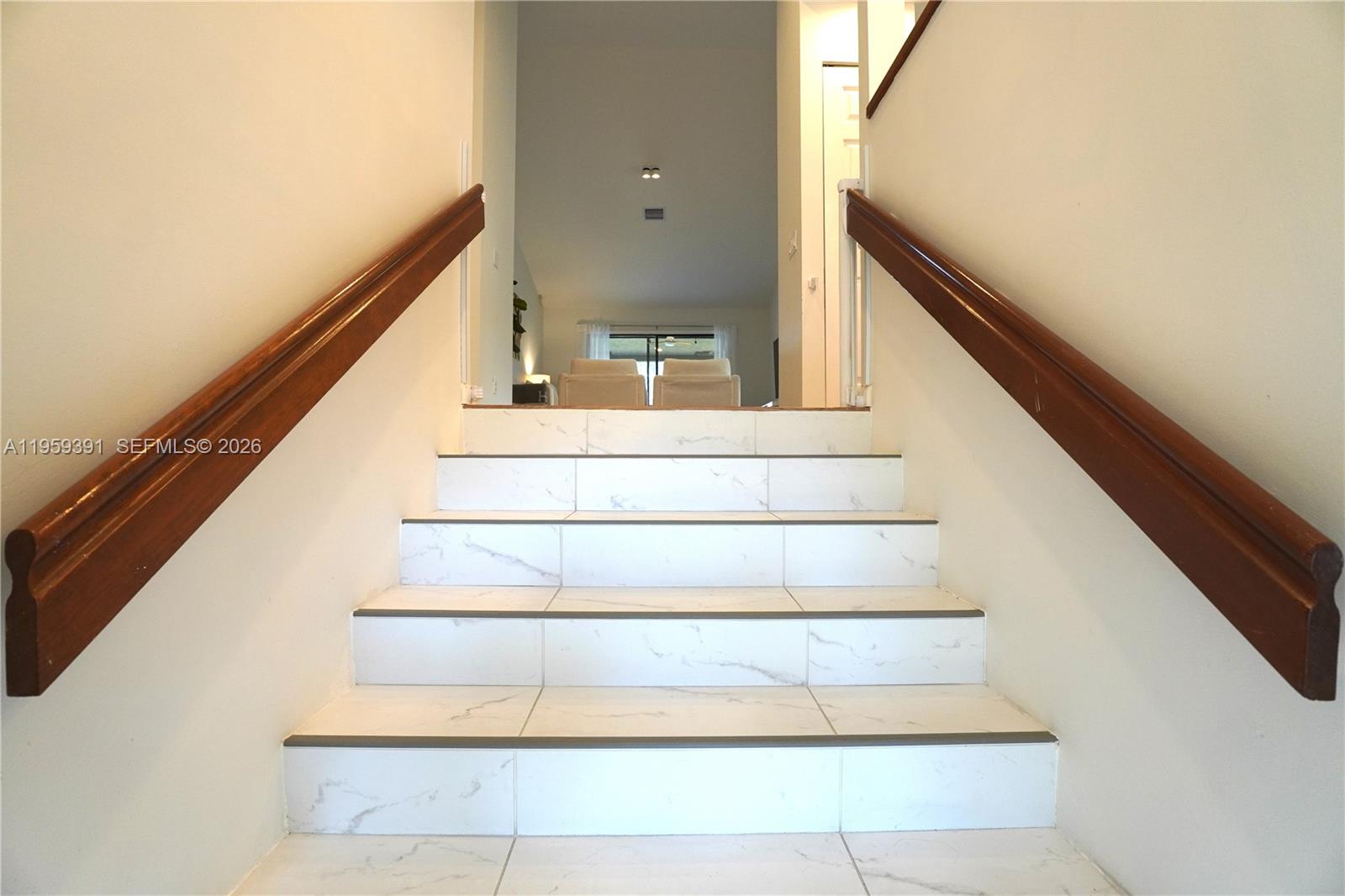 5741 Coach House Circle, Unit H Boca Raton, FL 33486 - Photo 5 of 34