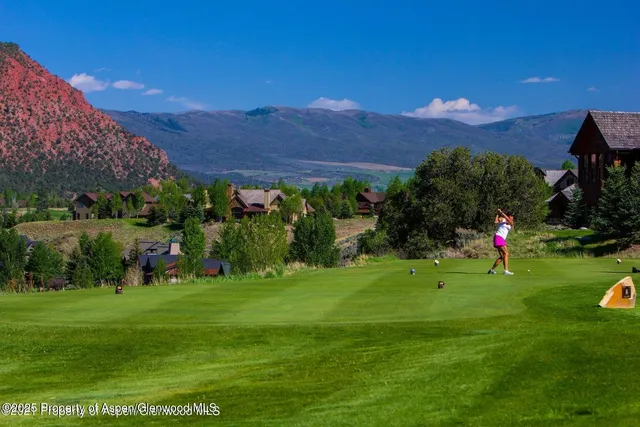 a view of a golf course