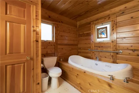 $525,000 | 33291 Wild Rose Drive, Green Valley Lake, CA 92341