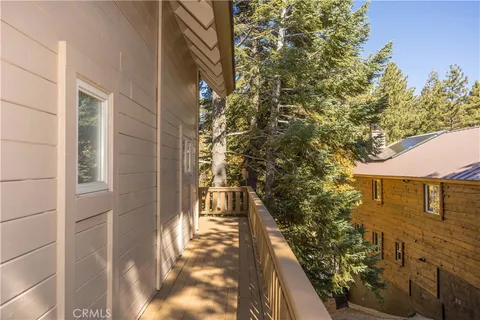 $525,000 | 33291 Wild Rose Drive, Green Valley Lake, CA 92341