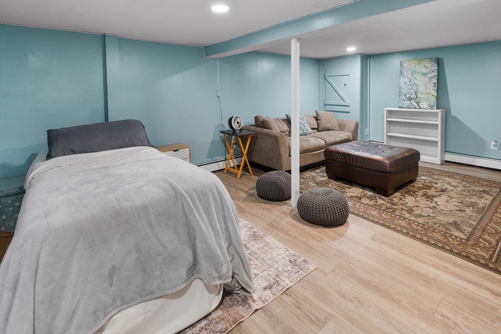 27 Searle Street Georgetown, MA 01833 - Photo 17 of 23