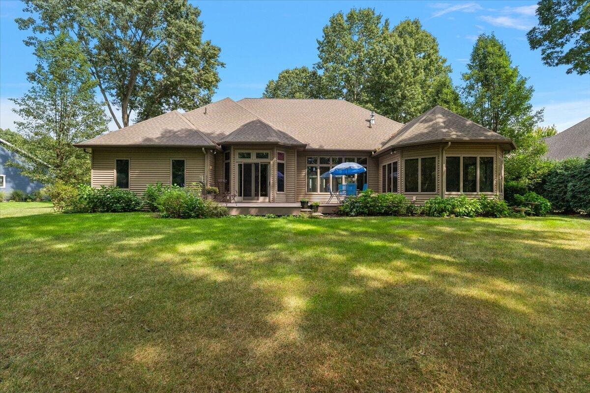 3958 Fox Woods Road St. Joseph, MI 49085 - Photo 33 of 45 Back of the Home
