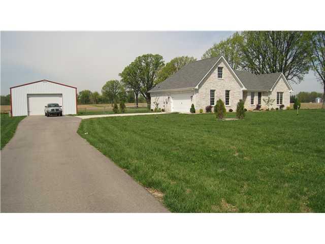 2590 North Centerline Road Franklin, IN 46131 - Photo 2 of 12 Gallery Image 2