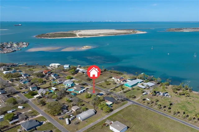 $377,000 | 314 Inglewood Drive, Ingleside, TX 78362