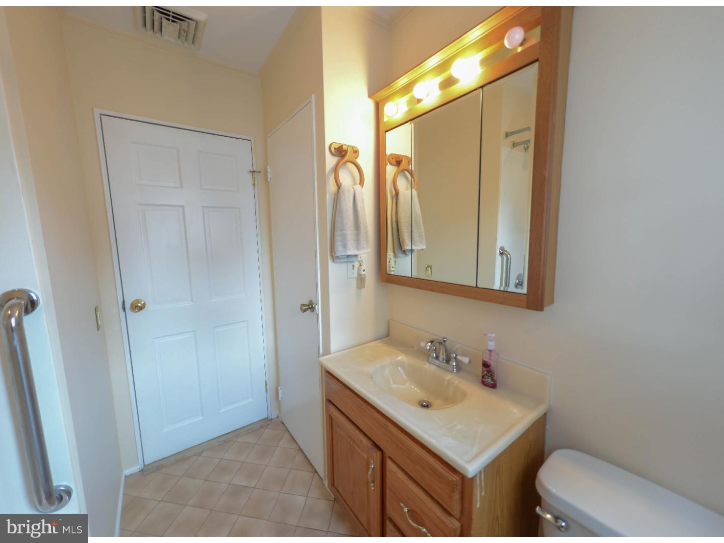 824 Fairfield Road Fairless Hills, PA 19030 - Photo 10 of 25 Bathroom