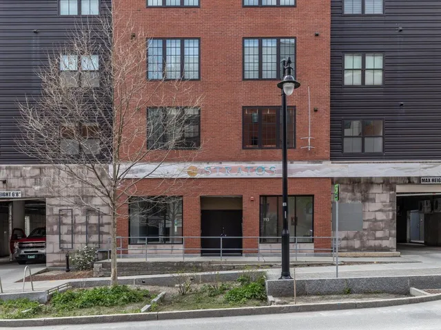 $310,000 | 193 St Paul Street, Unit 209, Burlington, VT 05401