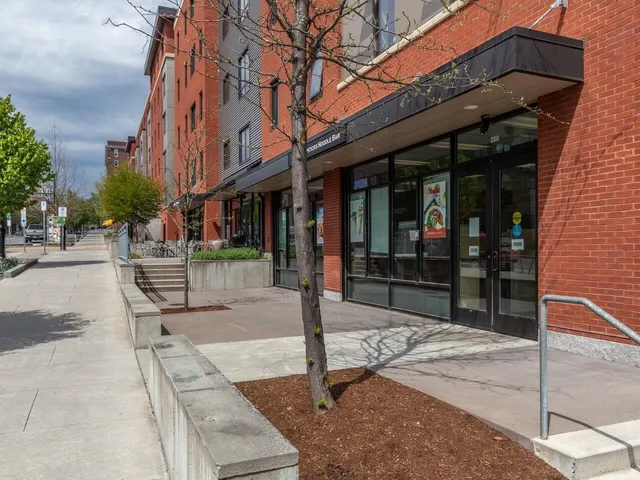 $310,000 | 193 St Paul Street, Unit 209, Burlington, VT 05401