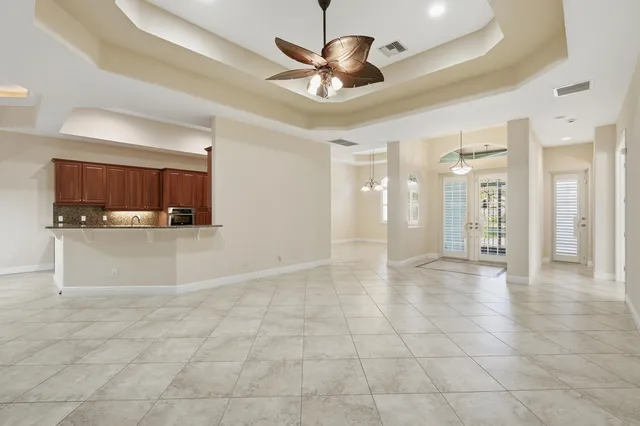 $525,000 | 9617 Knollwood Lane, Fort Pierce, FL 34951