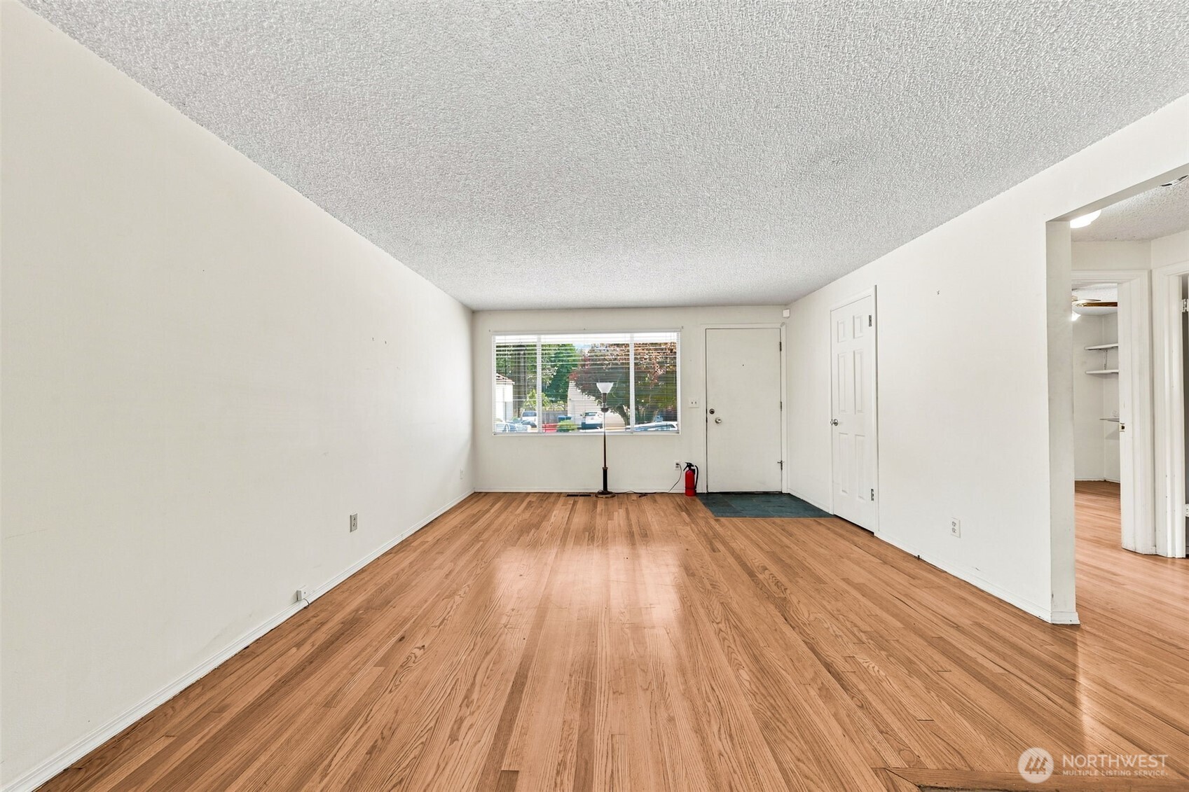 1111 Pierce Avenue Northeast Renton, WA 98056 - Photo 4 of 29 Gallery Image 4