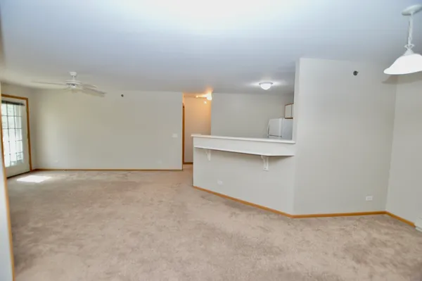 $161,000 | 300 Cunat Boulevard, Unit 2C, Richmond, IL 60071