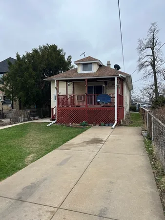 $399,000 | 6340 West Barry Avenue, Chicago, IL 60634