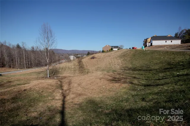 $49,000 | 408 Huntington Woods Drive North, Unit 49, Lenoir, NC 28645