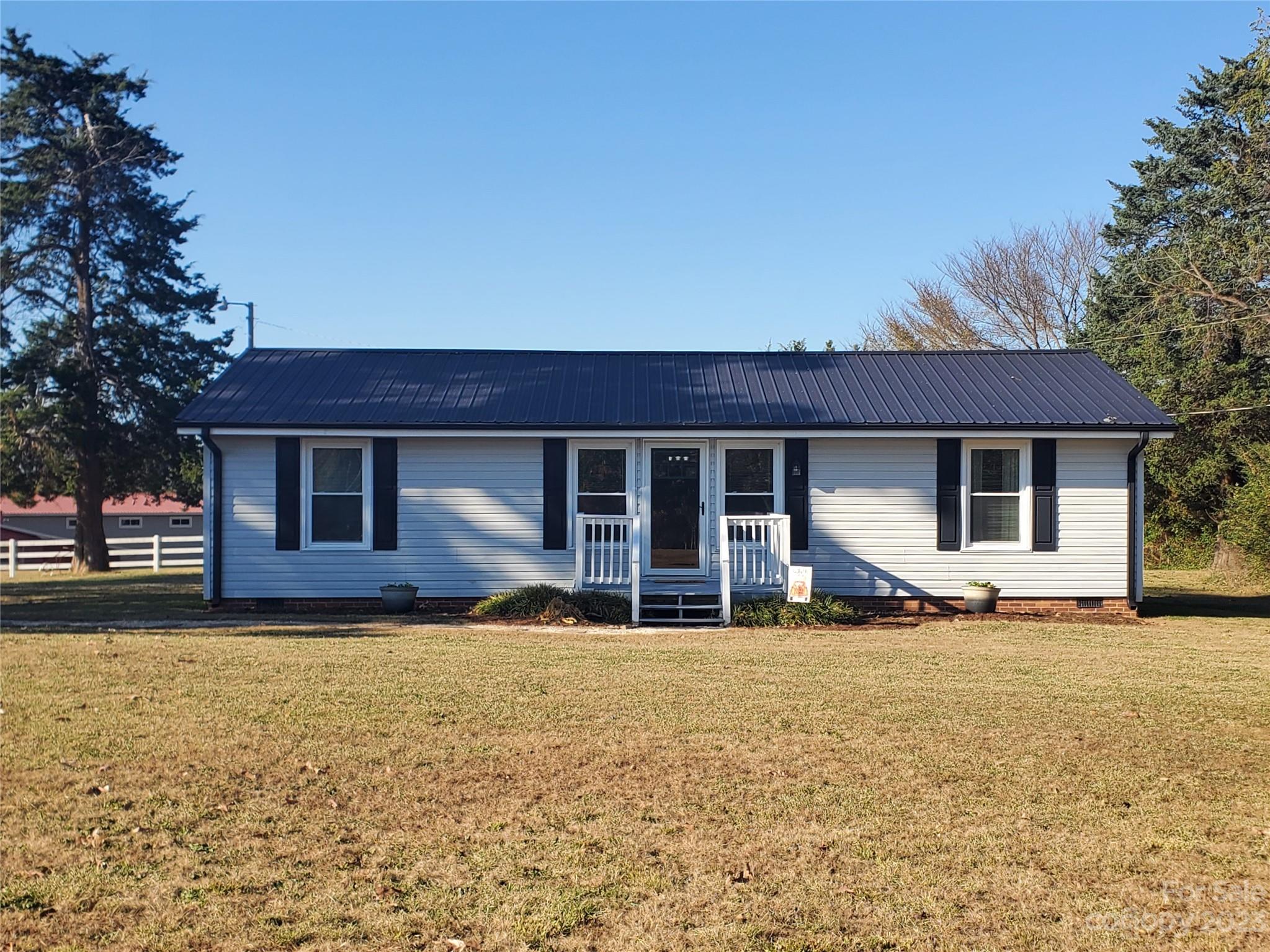 703 Old Hardin Road Dallas, NC 28034 - Photo 1 of 22 Gallery Image 1