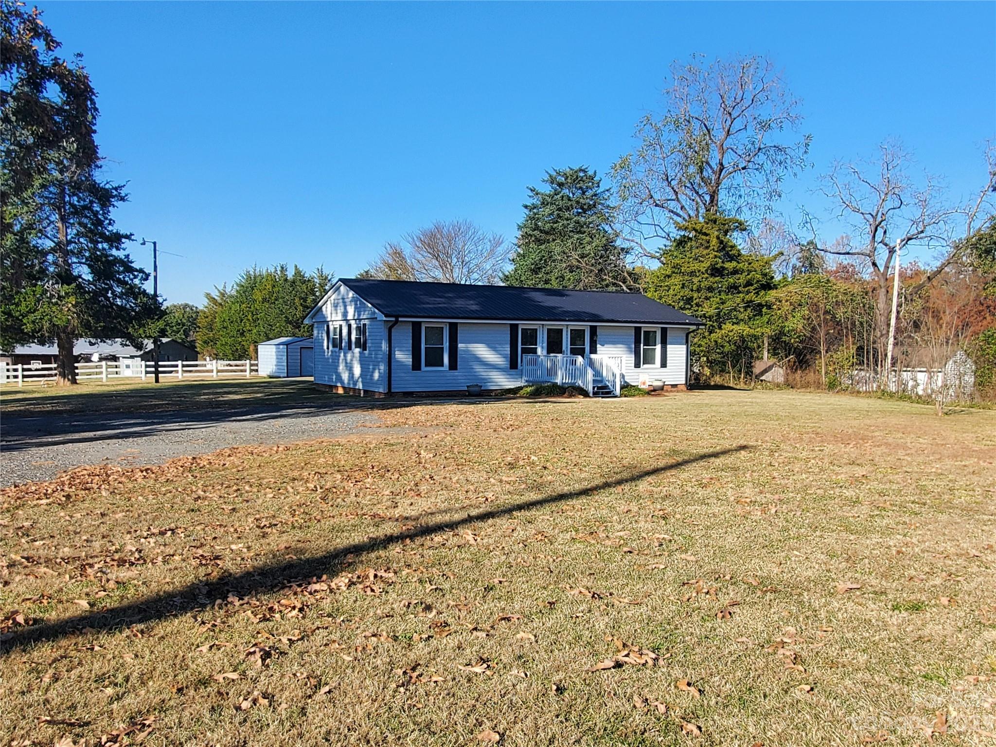 703 Old Hardin Road Dallas, NC 28034 - Photo 20 of 22 Gallery Image 20
