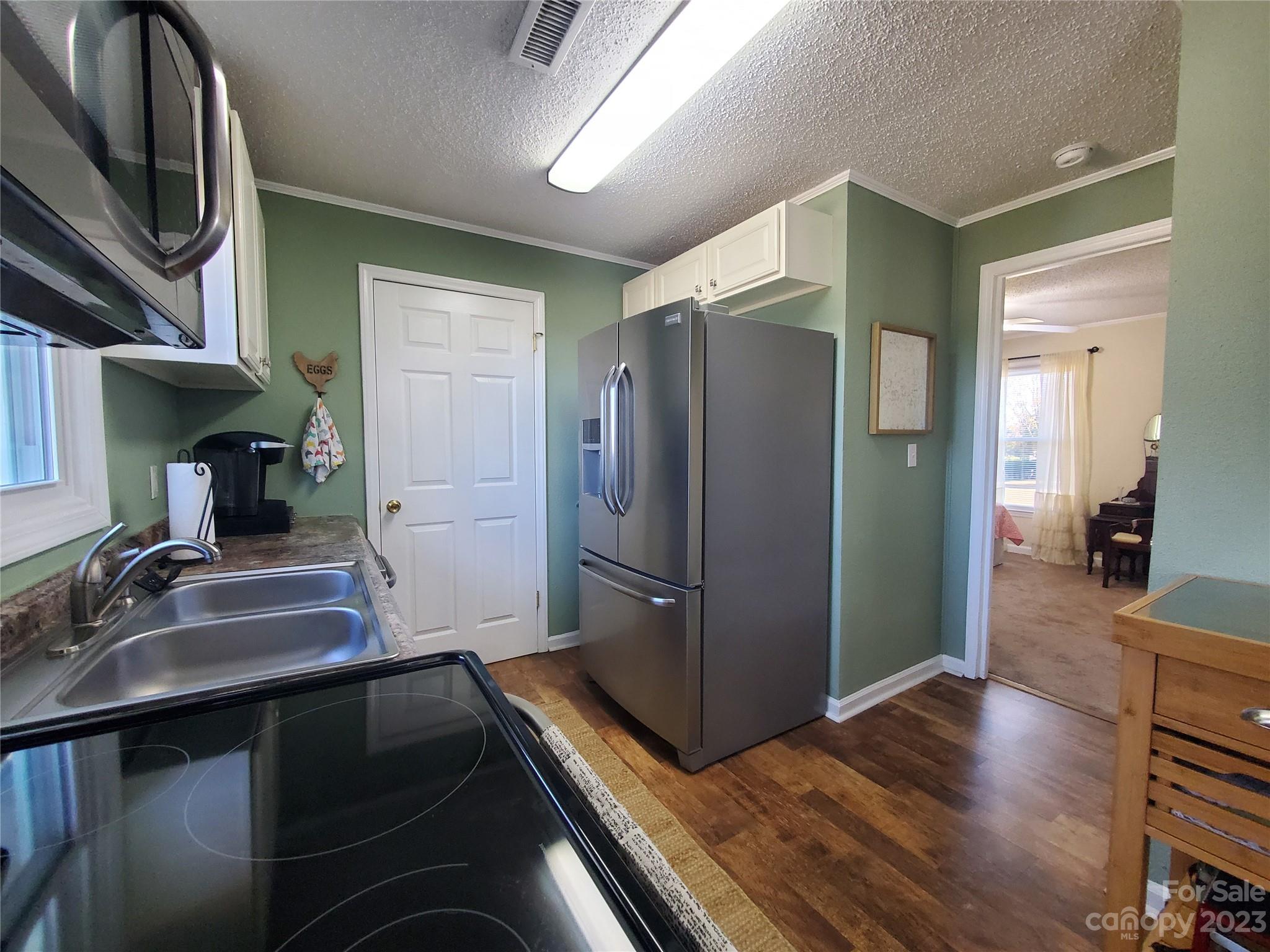 703 Old Hardin Road Dallas, NC 28034 - Photo 7 of 22 Gallery Image 7