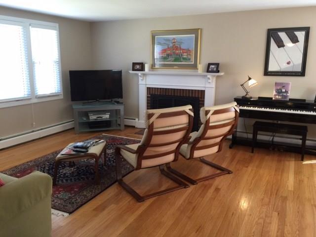 8 Westfield Road Cape Elizabeth, ME 04107 - Photo 7 of 21 Photo