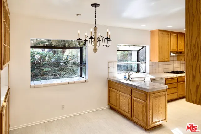 $6,300 | 1228 Peck Drive, Los Angeles, CA 90035