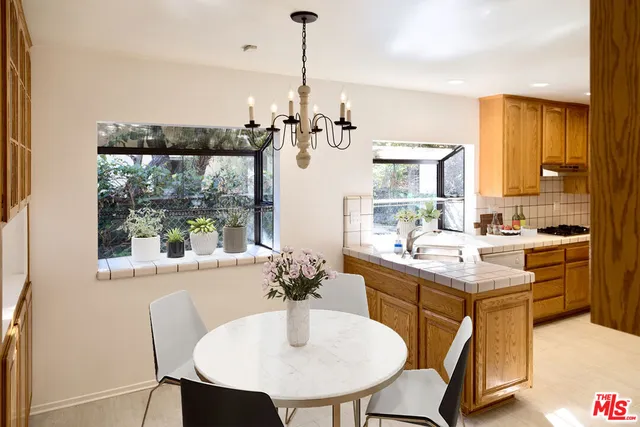 $6,300 | 1228 Peck Drive, Los Angeles, CA 90035