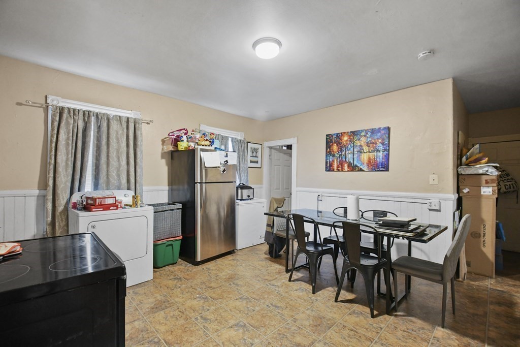 52 Crystal Street Worcester, MA 01603 - Photo 6 of 29 a very nice looking dining room with furniture