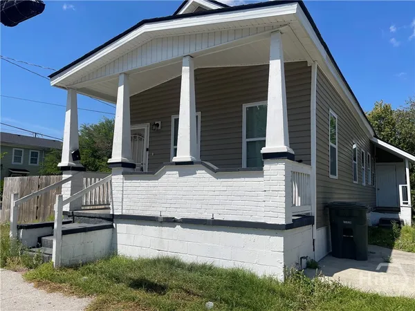 $2,100 | 1112 East Bolton Street, Savannah, GA 31404