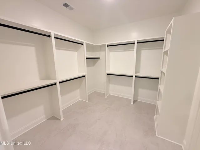 $428,900 | 1488 Creekside Lane, Hernando, MS 38632