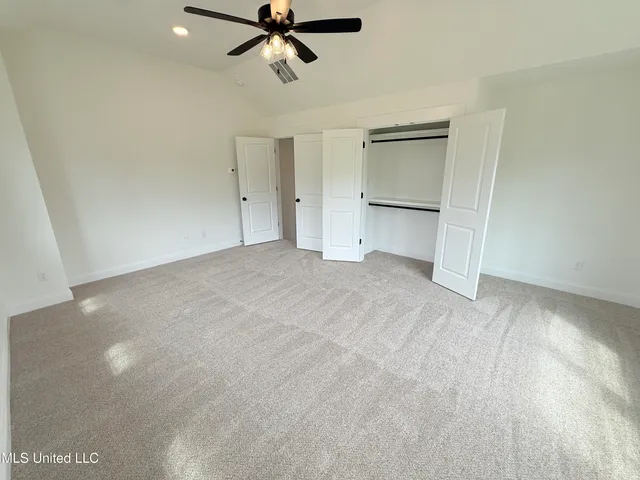 $428,900 | 1488 Creekside Lane, Hernando, MS 38632