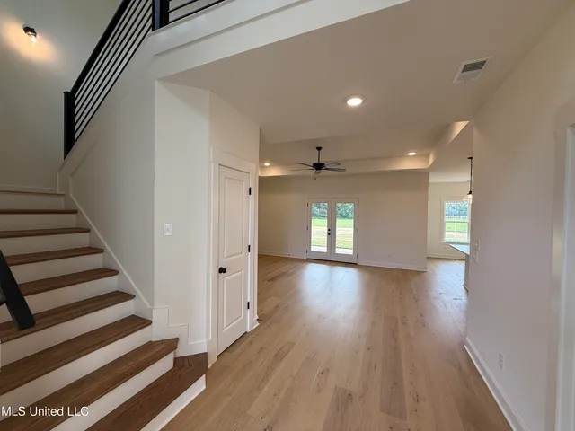 $428,900 | 1488 Creekside Lane, Hernando, MS 38632