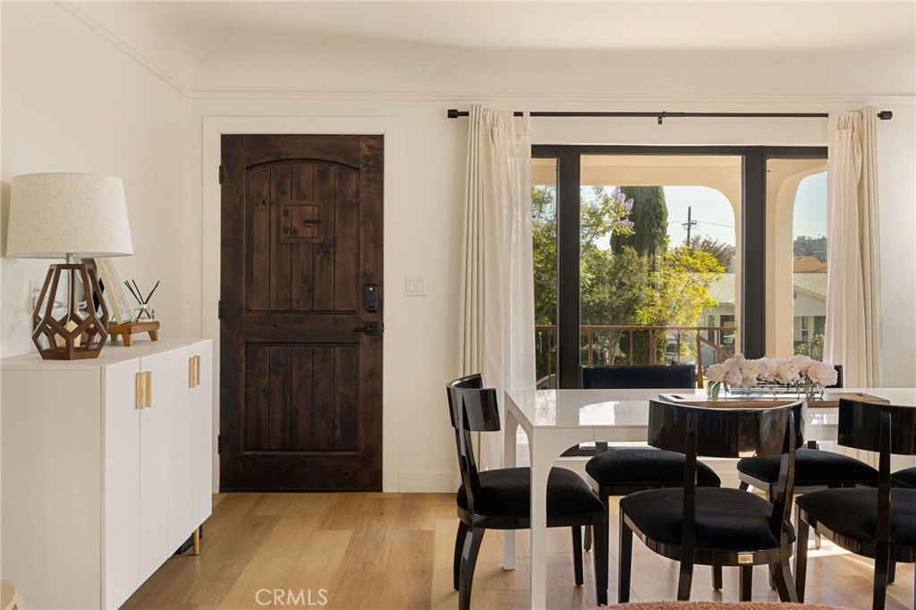 5417 Stratford Road Los Angeles, CA 90042 - Photo 10 of 36