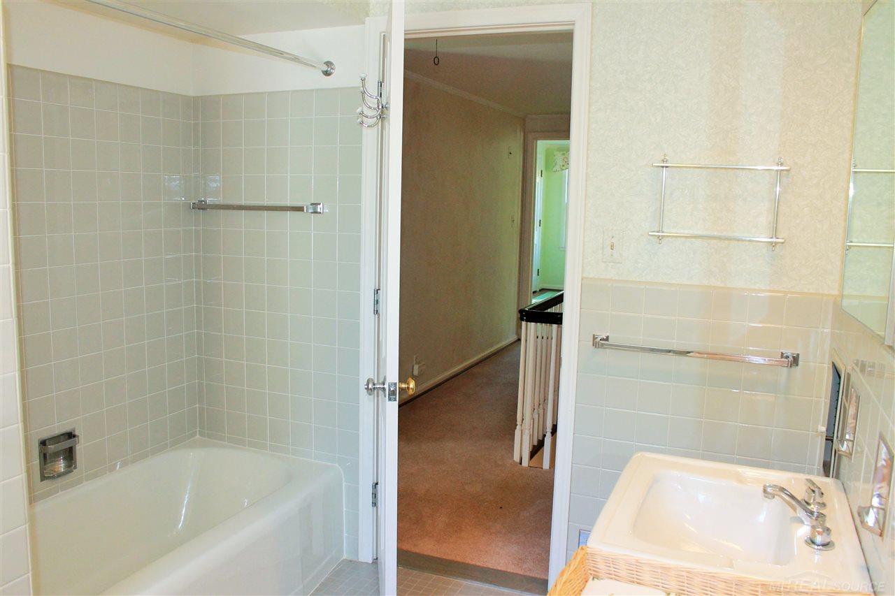 350 Moross Road Grosse Pointe Farms, MI 48236 - Photo 57 of 70