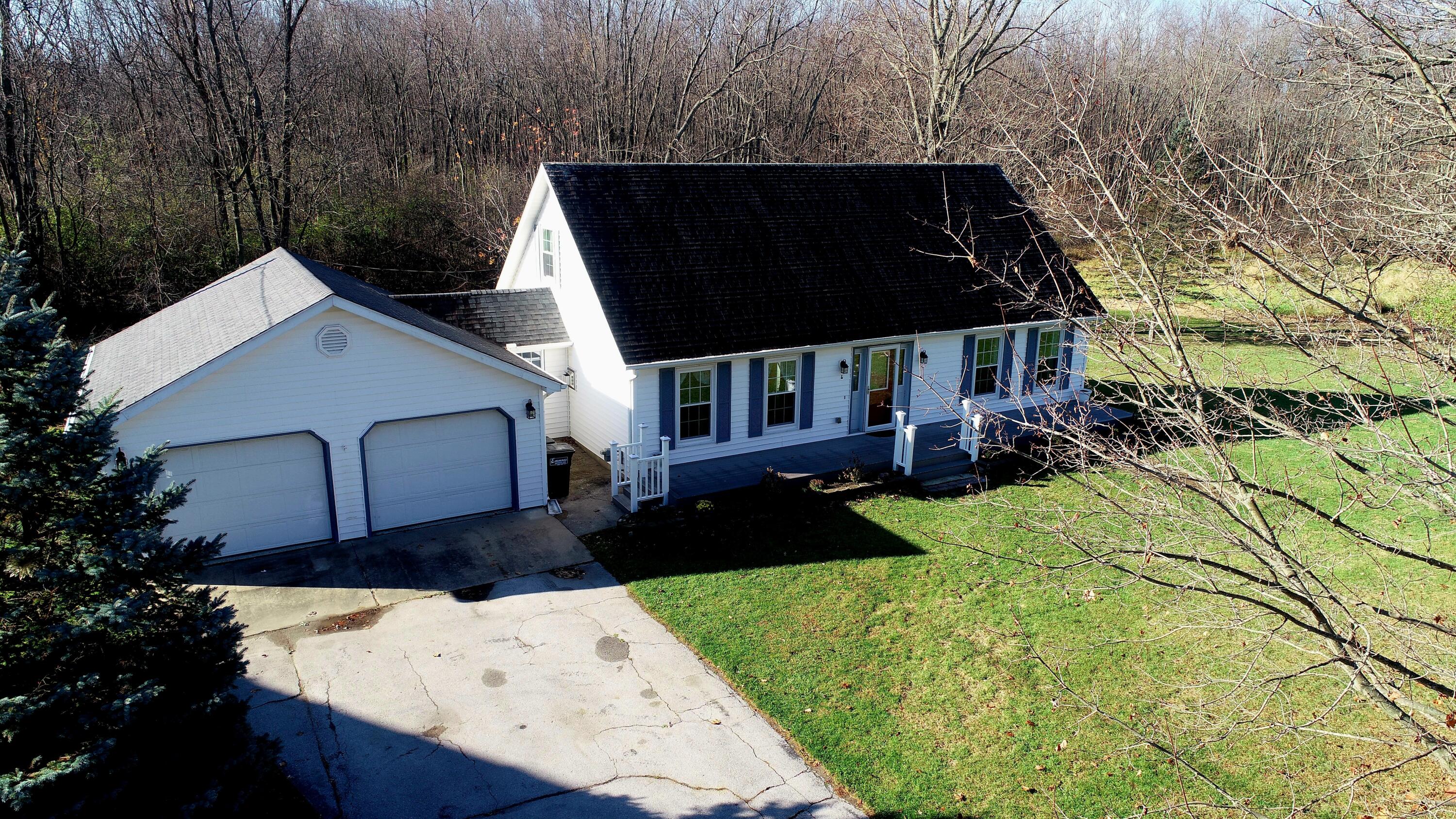 4175 Springport Road Jackson, MI 49201 - Photo 2 of 22 DJI_0227