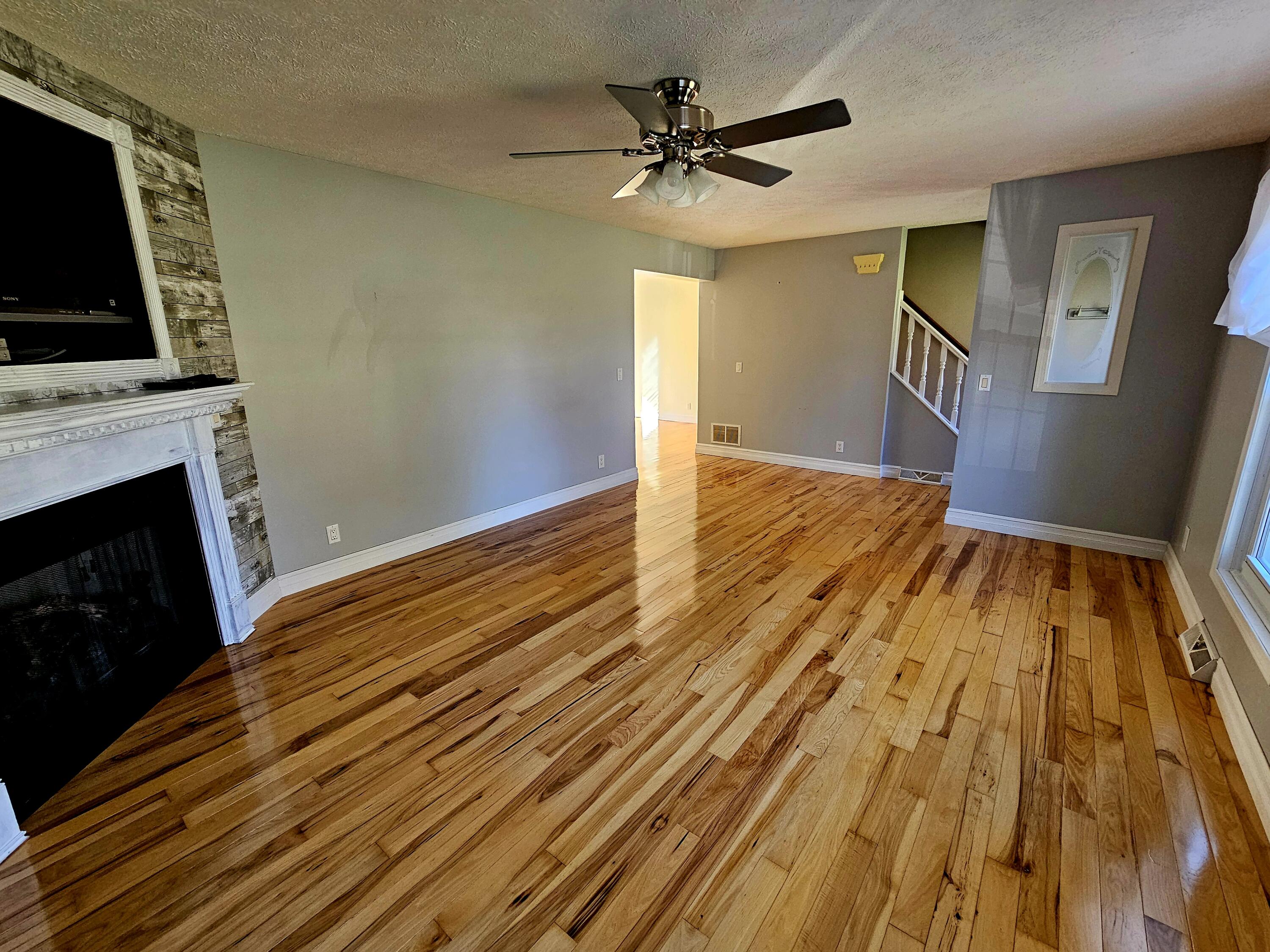 4175 Springport Road Jackson, MI 49201 - Photo 5 of 22 20241108_105113