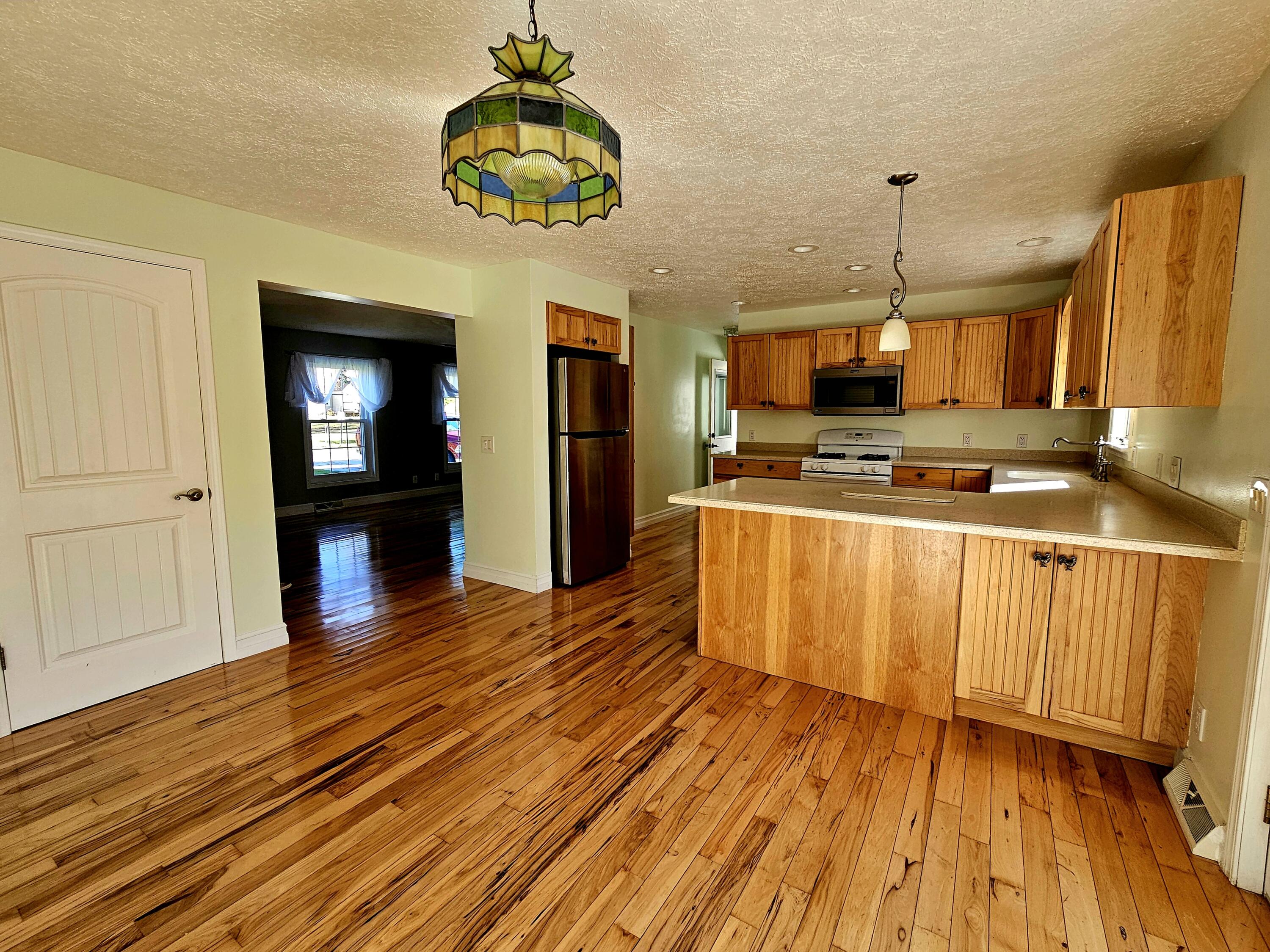 4175 Springport Road Jackson, MI 49201 - Photo 6 of 22 20241108_105358