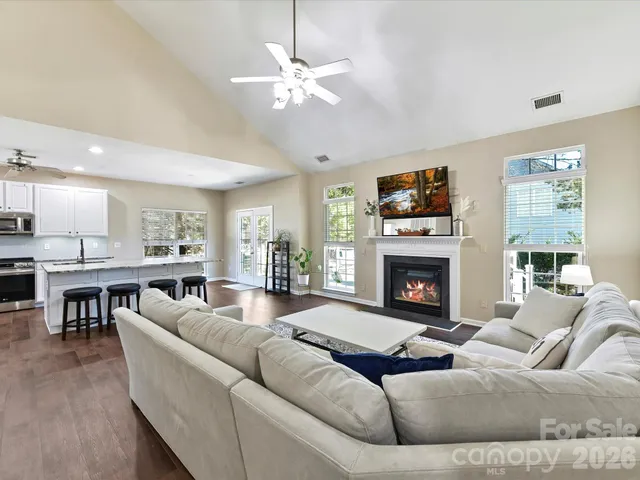 $750,000 | 19716 Outermark Lane, Cornelius, NC 28031