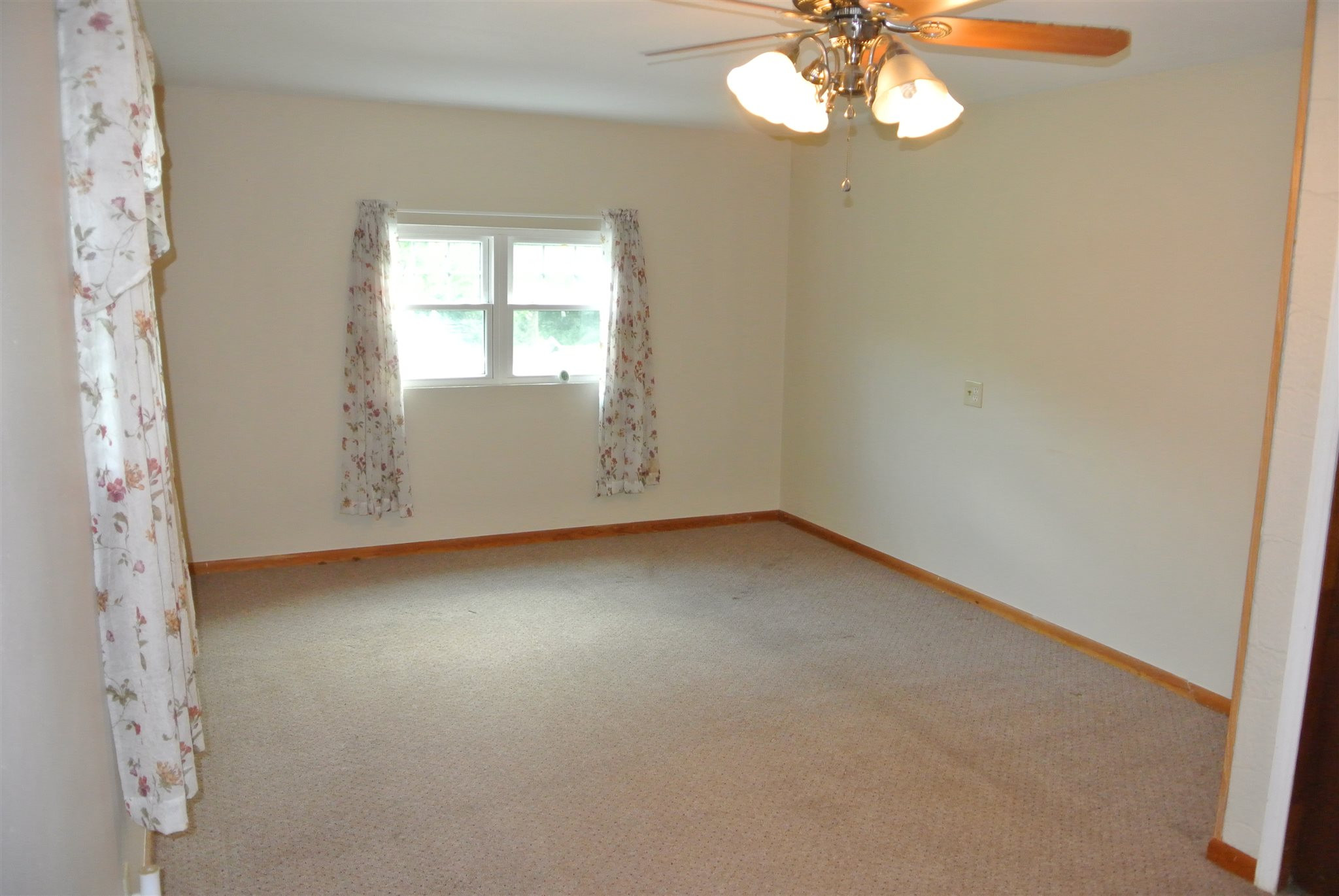 1634 Independence Road Independence, KY 41051 - Photo 11 of 22 Gallery Image 11