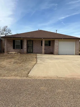 $124,900 | 1903 West 1st Street, Petersburg, TX 79250