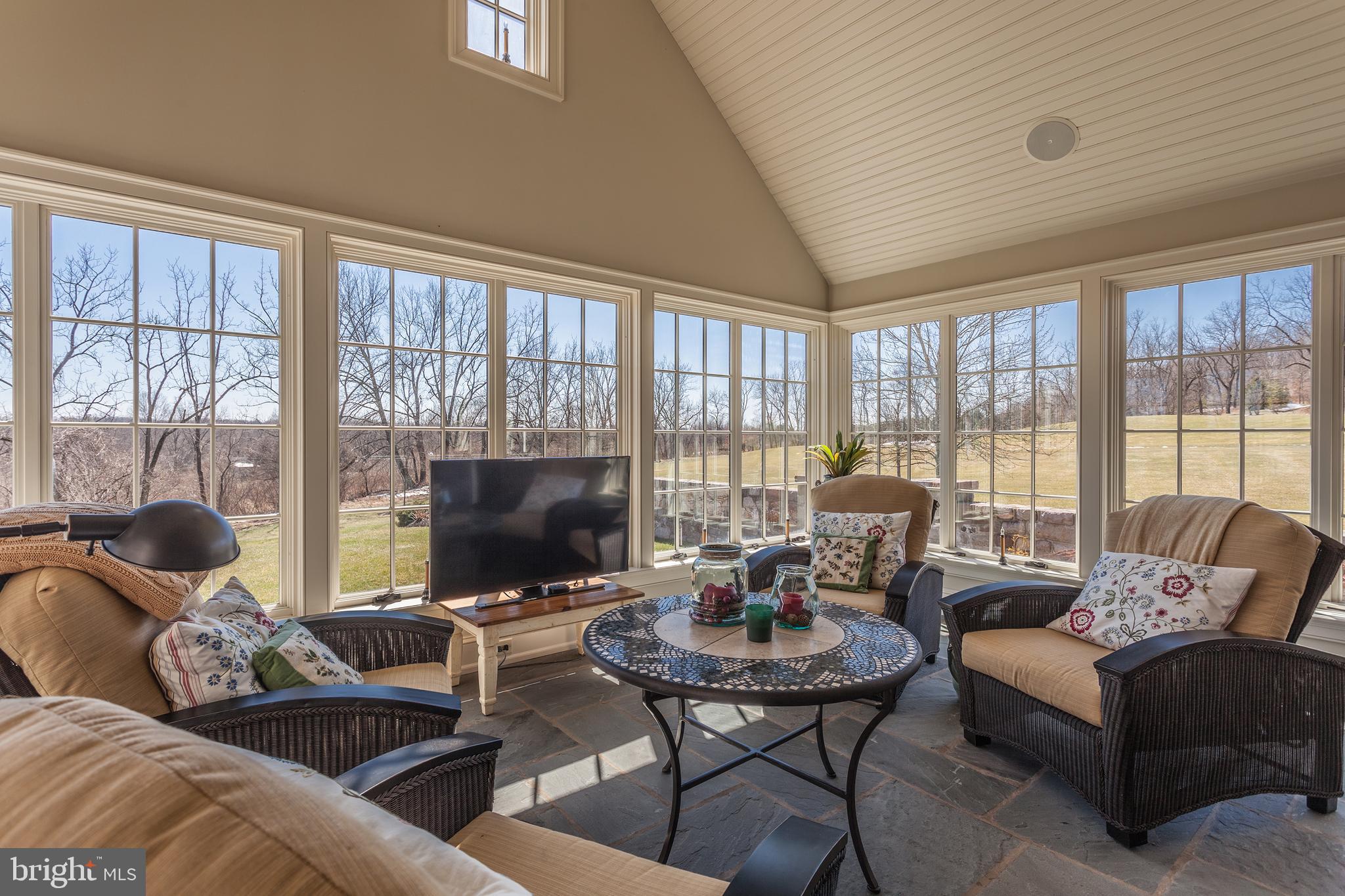 5811 Ridgeview Drive Doylestown, PA 18902 - Photo 9 of 35 Gallery Image 9