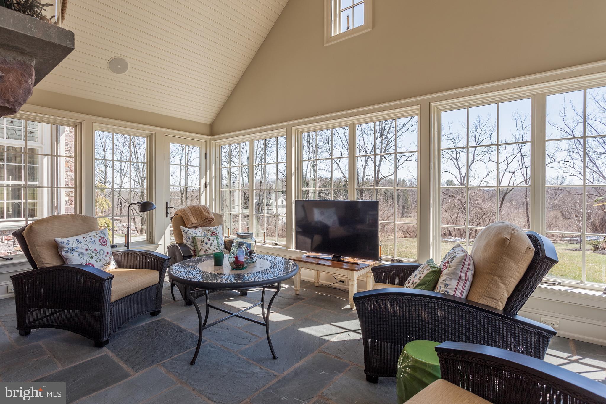 5811 Ridgeview Drive Doylestown, PA 18902 - Photo 10 of 35 Gallery Image 10
