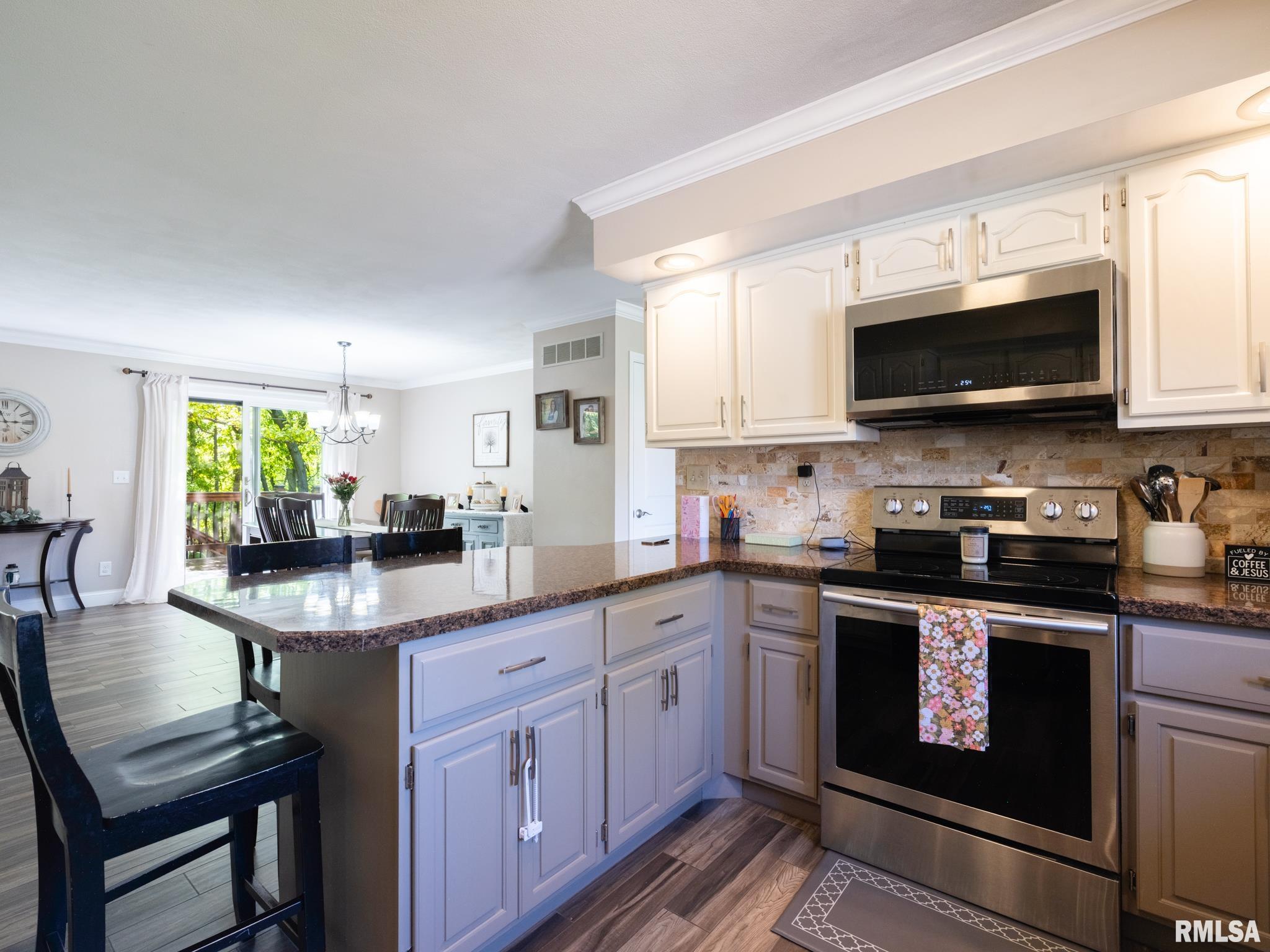 3612 West Chartwell Road Peoria, IL 61614 - Photo 50 of 63 Gallery Image 50